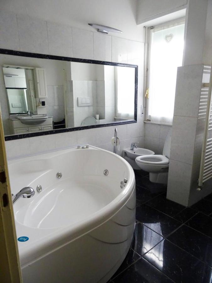 Appartamento Aurora ฟลอเรนซ์ ภายนอก รูปภาพ