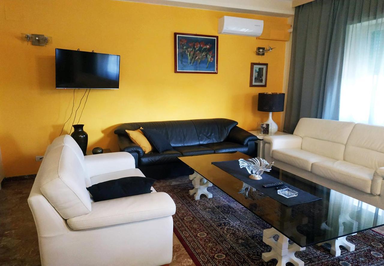 Appartamento Aurora ฟลอเรนซ์ ภายนอก รูปภาพ